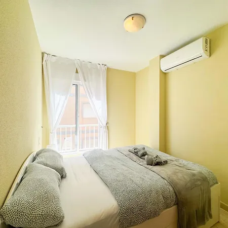 132 Modern Relax- Alicante 公寓 *