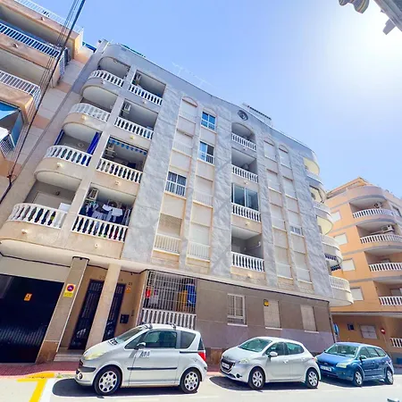 132 Modern Relax- Alicante 公寓 托雷维耶哈